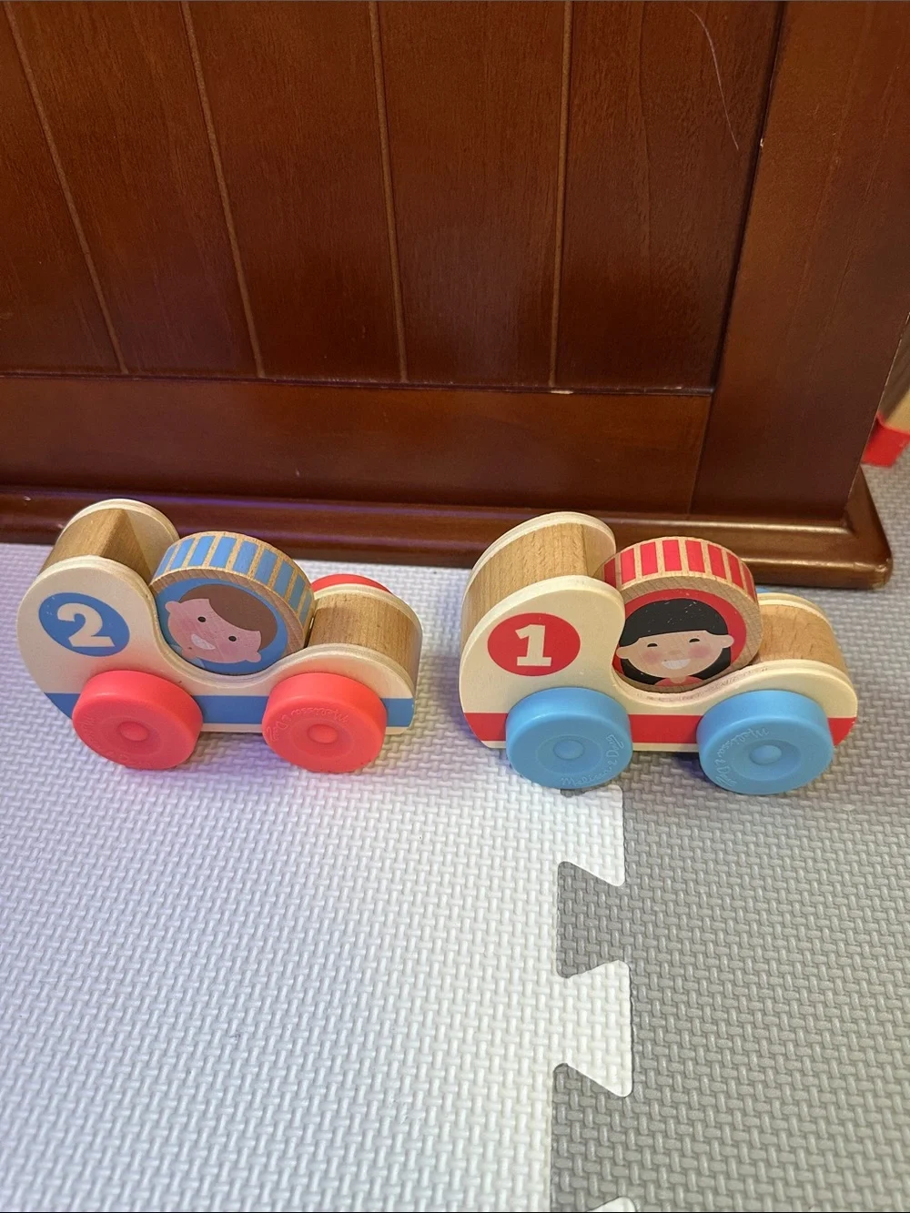 Melissa and Doug Wooden Numbered Pull-Along Toy Cars